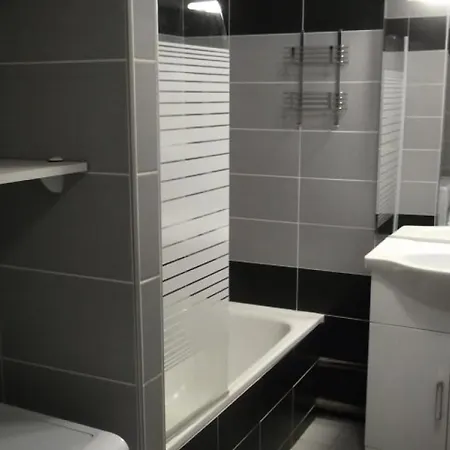 Apartment Rond-point-pistes Ii - T2 6 Pers.au Rond Point Des Pistes 2 N°56 B Avec Wifi Mae-8724 *